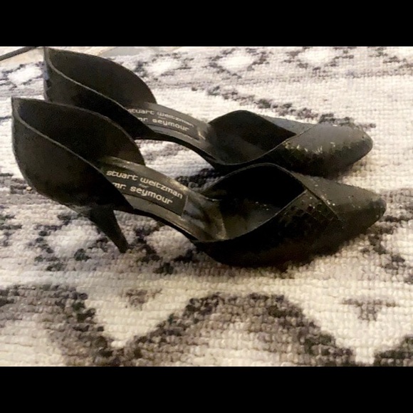 VINTAGE STUART WEITZMAN FOR MR Seymour 7 1/2 BLACK SNAKESKIN HIGH HEELS - Picture 3 of 3